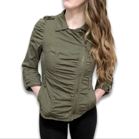 See new listing. - Picture 5 of 10